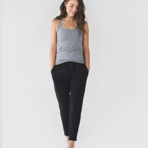 Lululemon jet crop luxtreme